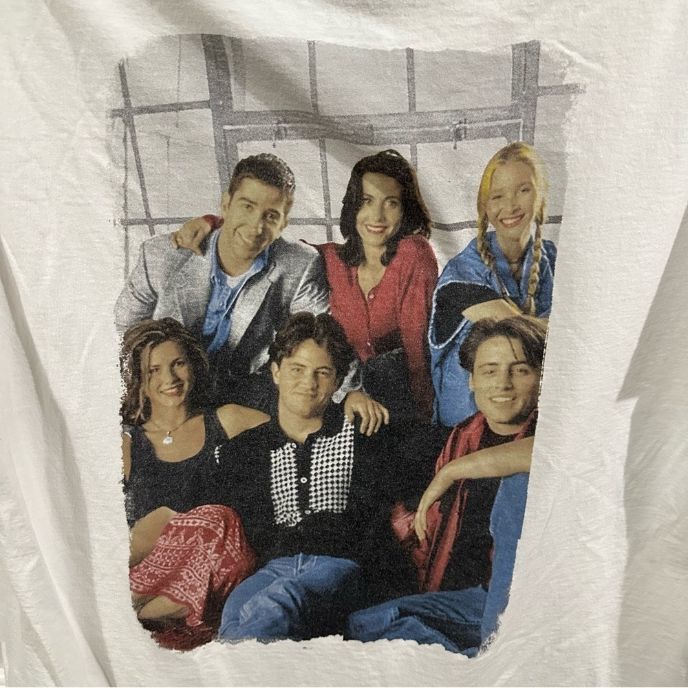 Friends Shirt - Picture 4 of 8